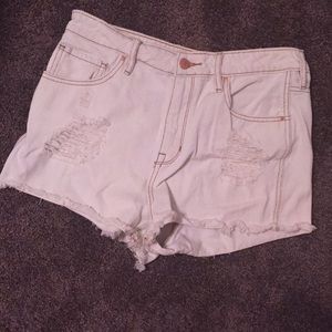 High Waisted White Bullhead shorts